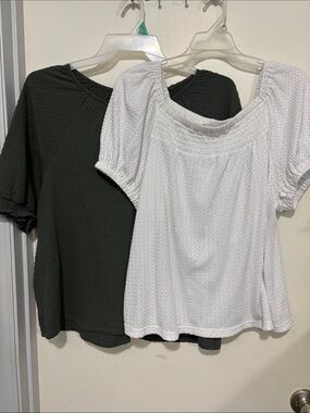 4 LOFT outlet tops in XL